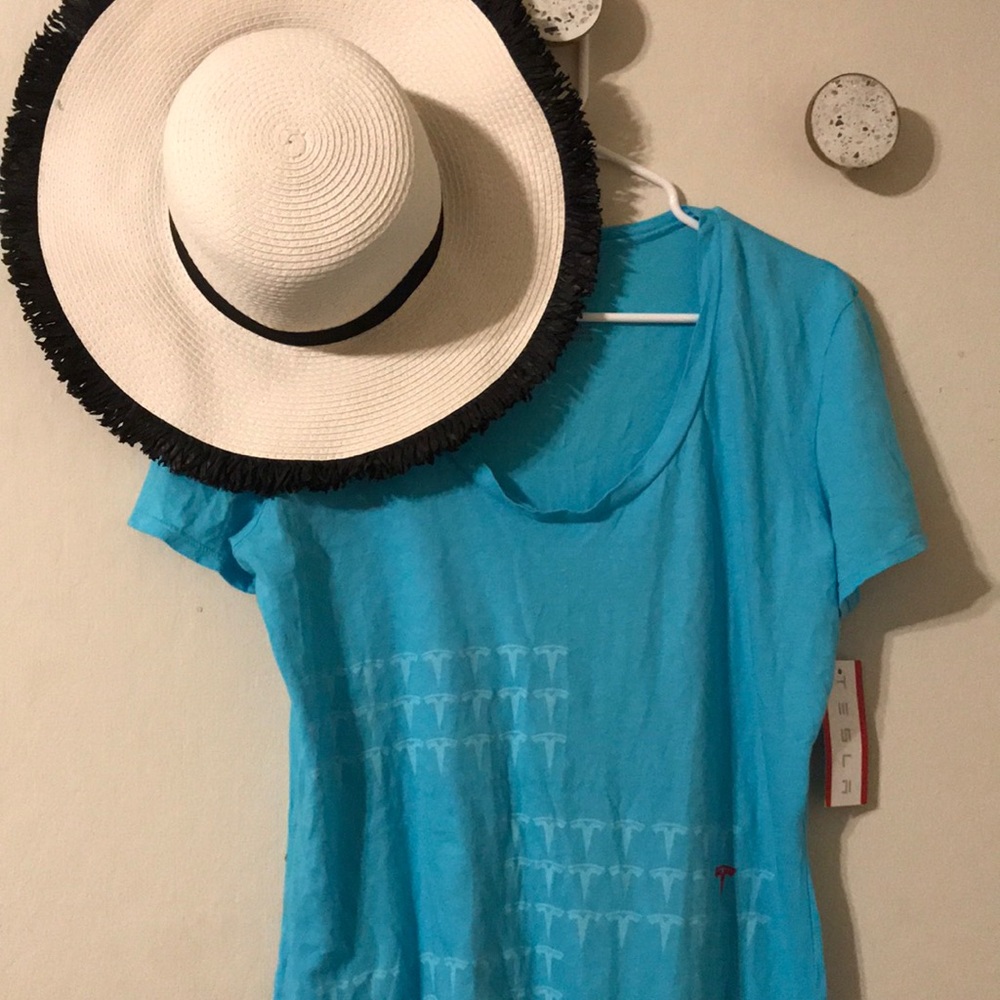 Tesla t-shirt